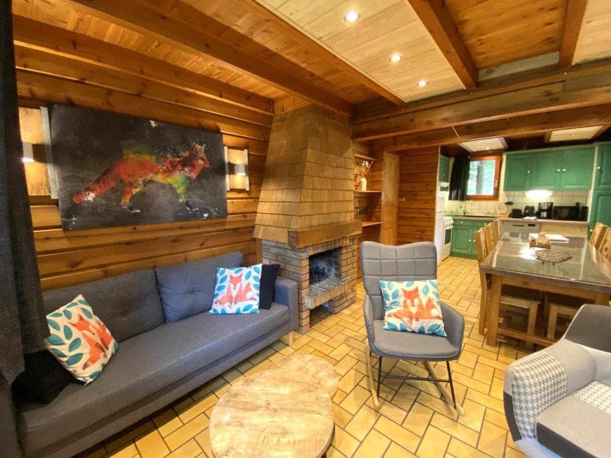 Le Renard Chalet En Bois ラ・ブレス エクステリア 写真