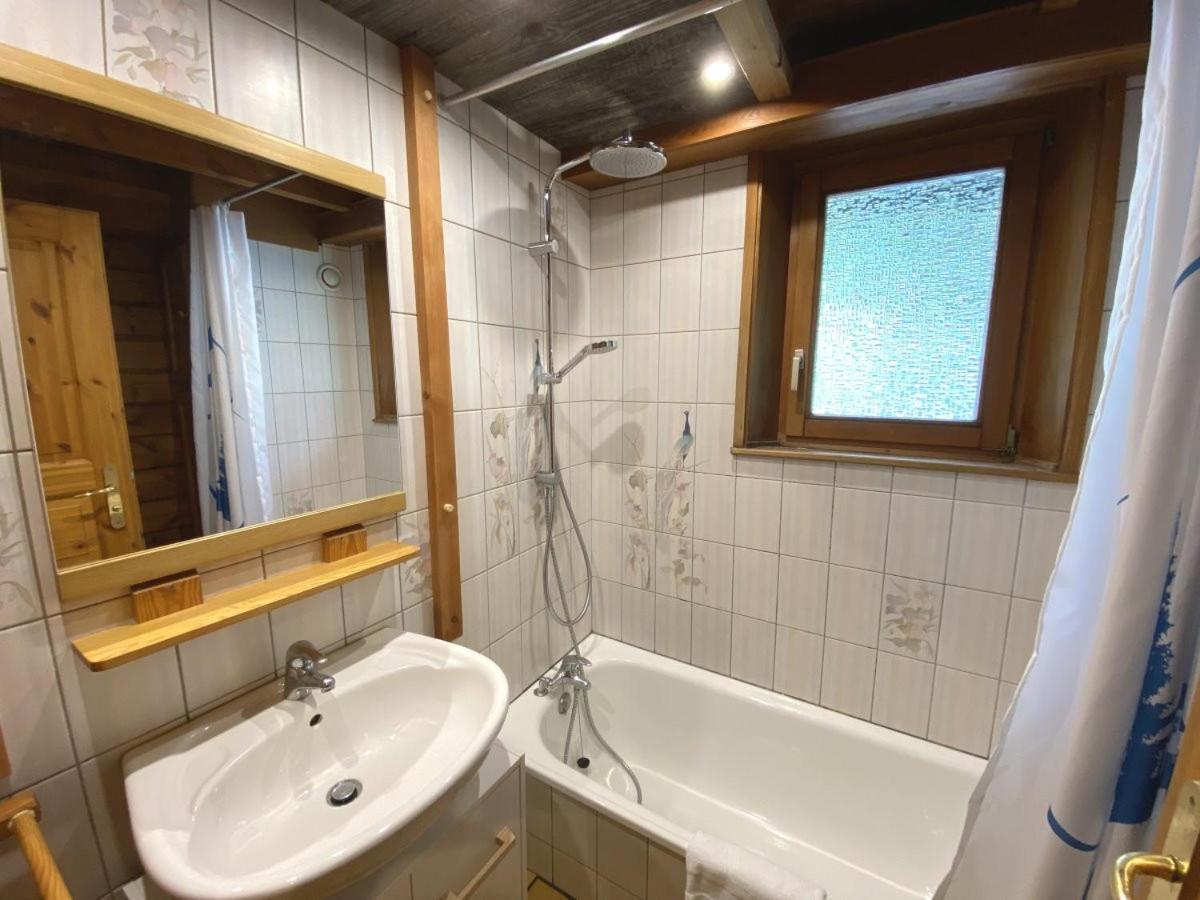 Le Renard Chalet En Bois ラ・ブレス エクステリア 写真