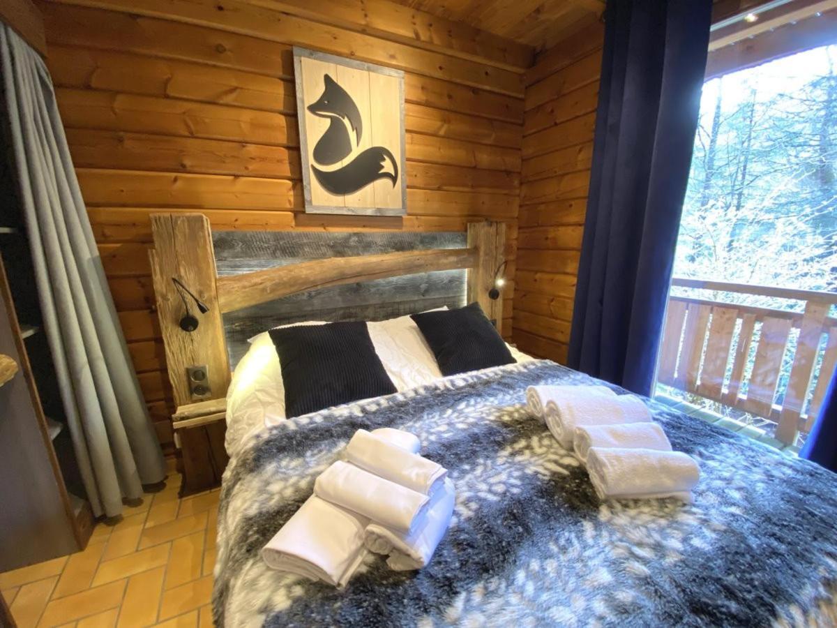 Le Renard Chalet En Bois ラ・ブレス エクステリア 写真