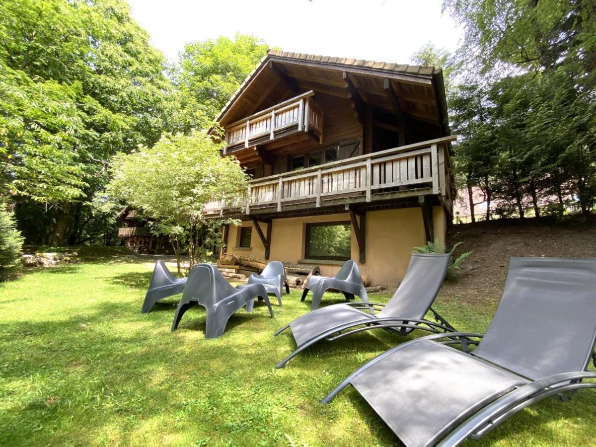 Le Renard Chalet En Bois ラ・ブレス エクステリア 写真